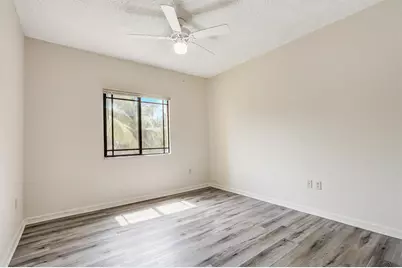 2725 Anzio Court #202, Palm Beach Gardens, FL 33410 - Photo 11