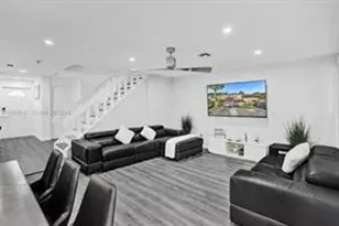 833 NW 81st Ave, Plantation, FL 33324 - Photo 7