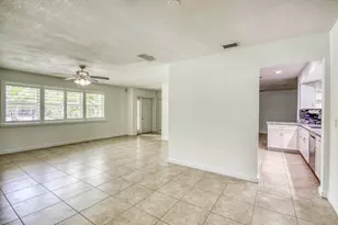 4359 Daffodil Cir N, Palm Beach Gardens, FL 33410 - Photo 15