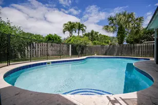 4359 Daffodil Cir N, Palm Beach Gardens, FL 33410 - Photo 33