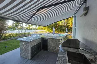 11910 Osprey Point Cir, Wellington, FL 33449 - Photo 41