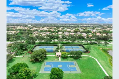 11910 Osprey Point Circle, Wellington, FL 33449 - Photo 29
