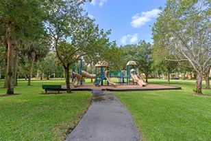 1428 W Wickham Cir, Delray Beach, FL 33445 - Photo 41
