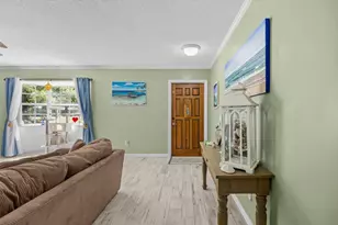 6008 Palmetto Dr, Fort Pierce, FL 34982 - Photo 7