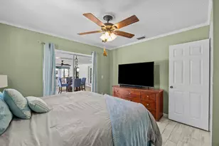 6008 Palmetto Dr, Fort Pierce, FL 34982 - Photo 19
