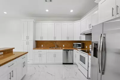 819 SW 7th Avenue, Fort Lauderdale, FL 33315 - Photo 3