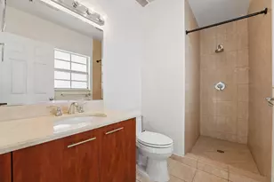 819 SW 7th Ave, Fort Lauderdale, FL 33315 - Photo 31