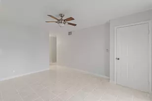8641 W Boca Glades Blvd Blvd W, Boca Raton, FL 33434 - Photo 21