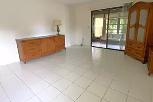180 Sarita Ct, Royal Palm Beach, FL 33411 - Photo 11