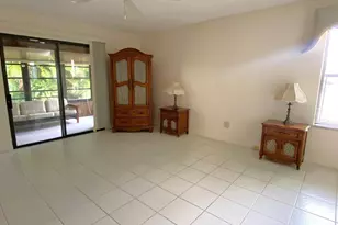 180 Sarita Ct, Royal Palm Beach, FL 33411 - Photo 9