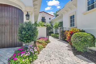 11202 Orange Hibiscus Ln, Palm Beach Gardens, FL 33418 - Photo 3