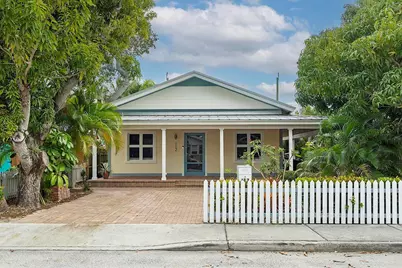 112 S J Street, Lake Worth Beach, FL 33460 - Photo 1