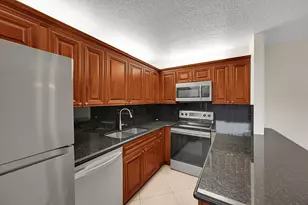 128 Lake Arbor Dr, Palm Springs, FL 33461 - Photo 13