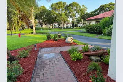 21708 Tall Palm Circle, Boca Raton, FL 33433 - Photo 3
