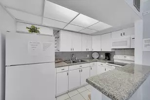 801 S Ocean Dr, Hollywood, FL 33019 - Photo 43