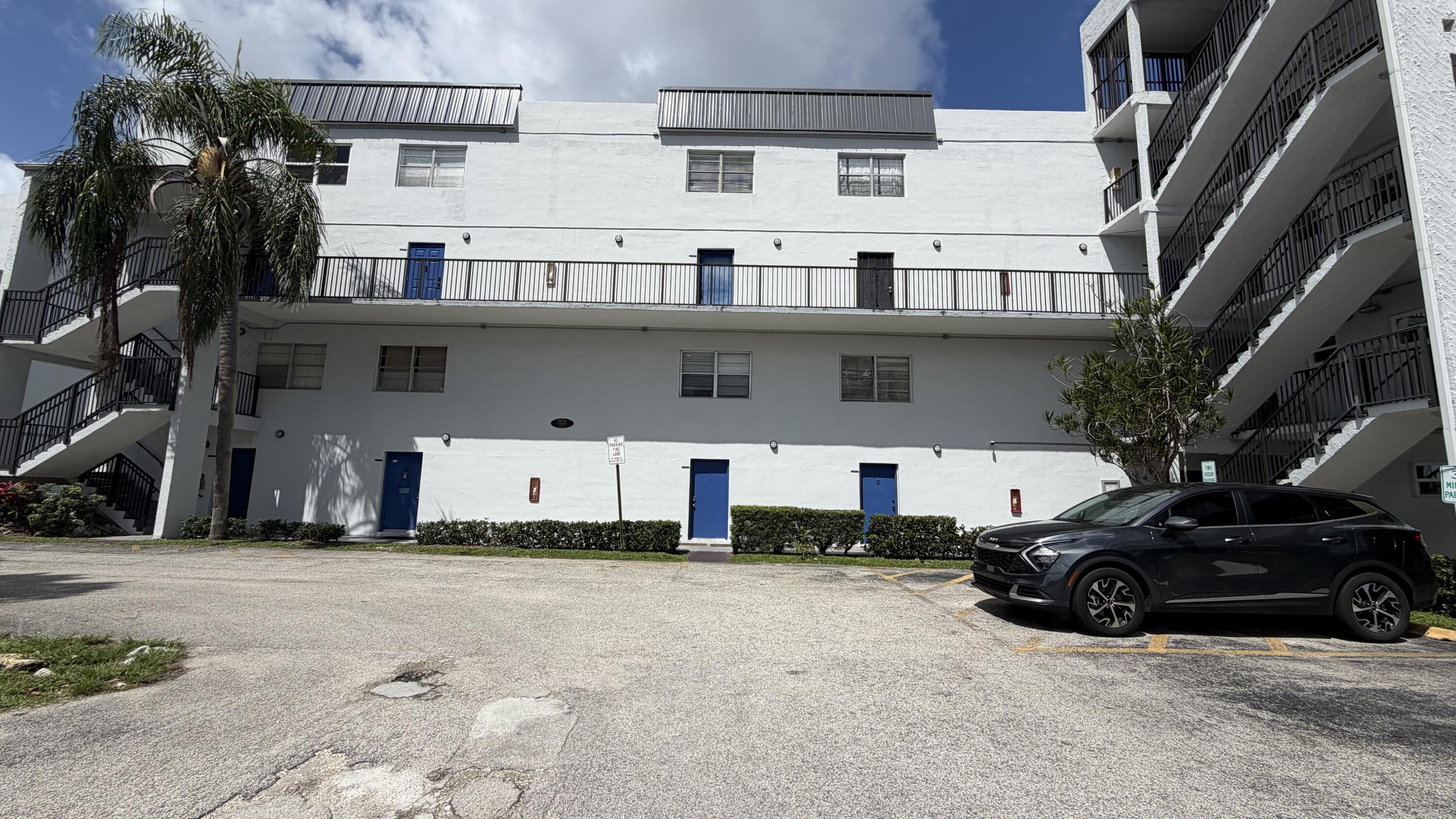 7541 NW 16th Street NW #1105 - 7541 NW 16th Street NW #1105, Plantation, FL 33313 Luxury Property | Jose Angel Pina