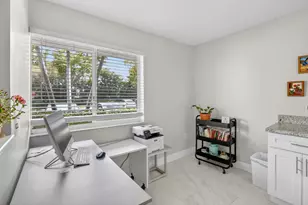 10111 NW 24th Pl, Sunrise, FL 33322 - Photo 7