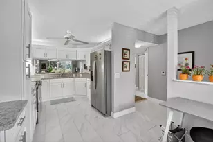 10111 NW 24th Pl, Sunrise, FL 33322 - Photo 5