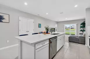 9401 SW Libertas Wy, Port Saint Lucie, FL 34987 - Photo 11
