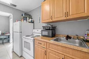 320 Swain Blvd, Greenacres, FL 33463 - Photo 13