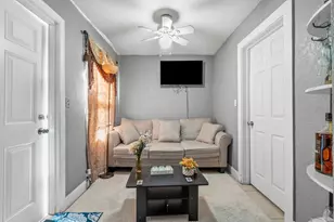 320 Swain Blvd, Greenacres, FL 33463 - Photo 9