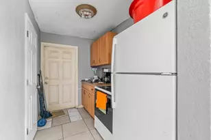 320 Swain Blvd, Greenacres, FL 33463 - Photo 19