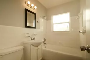 158 W 25th St, Riviera Beach, FL 33404 - Photo 9
