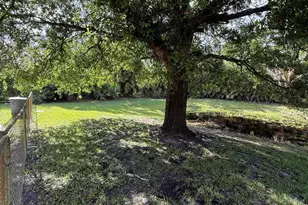 13383 Temple Blvd, West Palm Beach, FL 33412 - Photo 23