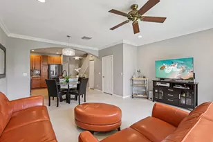9070 Tremezzo Ln, Boynton Beach, FL 33472 - Photo 9