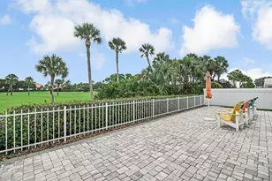 2390 Saratoga Bay Dr, West Palm Beach, FL 33409 - Photo 41