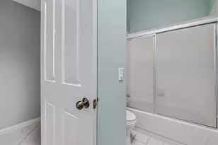 2390 Saratoga Bay Dr, West Palm Beach, FL 33409 - Photo 33
