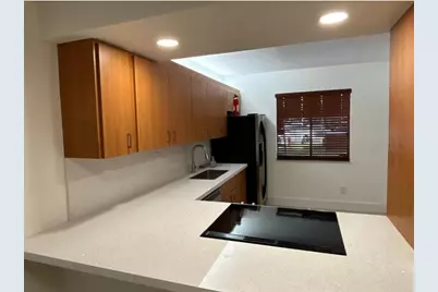 235 Lakeview Drive #104, Weston, FL 33326 - Photo 3