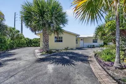 1006 SW 28th Avenue, Boynton Beach, FL 33426 - Photo 1