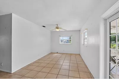 1006 SW 28th Avenue, Boynton Beach, FL 33426 - Photo 17