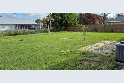 825 SW Canary Terrace, Port Saint Lucie, FL 34953 - Photo 27