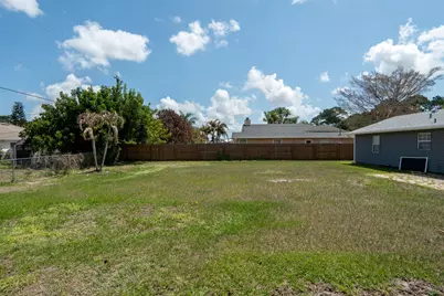 825 SW Canary Terrace, Port Saint Lucie, FL 34953 - Photo 27