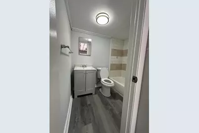 321 N 11th Street #D, Fort Pierce, FL 34950 - Photo 13