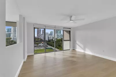 900 SE 2nd Street #502, Fort Lauderdale, FL 33301 - Photo 9
