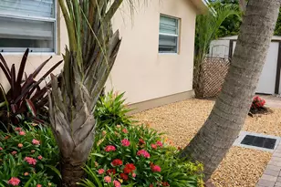 1417 NE 24th Ct, Wilton Manors, FL 33305 - Photo 7