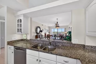 370 Golfview Rd, North Palm Beach, FL 33408 - Photo 23