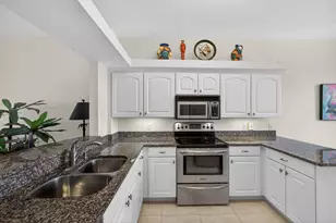 370 Golfview Rd, North Palm Beach, FL 33408 - Photo 15