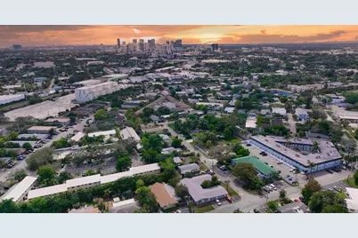 913 NE 15th Street, Fort Lauderdale, FL 33304 - Photo 41