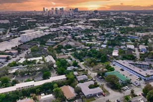 913 NE 15th St, Fort Lauderdale, FL 33304 - Photo 41
