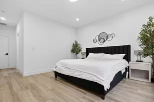 913 NE 15th St, Fort Lauderdale, FL 33304 - Photo 17