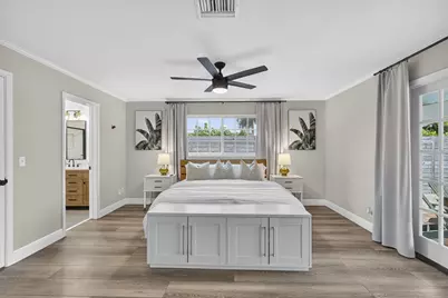 903 SW 28th Avenue, Boynton Beach, FL 33435 - Photo 19