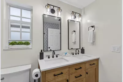 903 SW 28th Avenue, Boynton Beach, FL 33435 - Photo 23