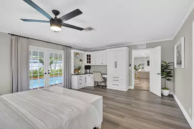 903 SW 28th Avenue, Boynton Beach, FL 33435 - Photo 21