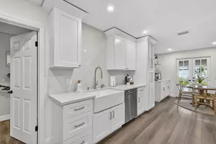 903 SW 28th Ave, Boynton Beach, FL 33435 - Photo 9