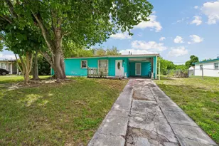2443 2nd Pl SW, Vero Beach, FL 32962 - Photo 1