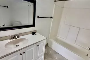 9405 Fontainebleau Blvd, Miami, FL 33172 - Photo 25